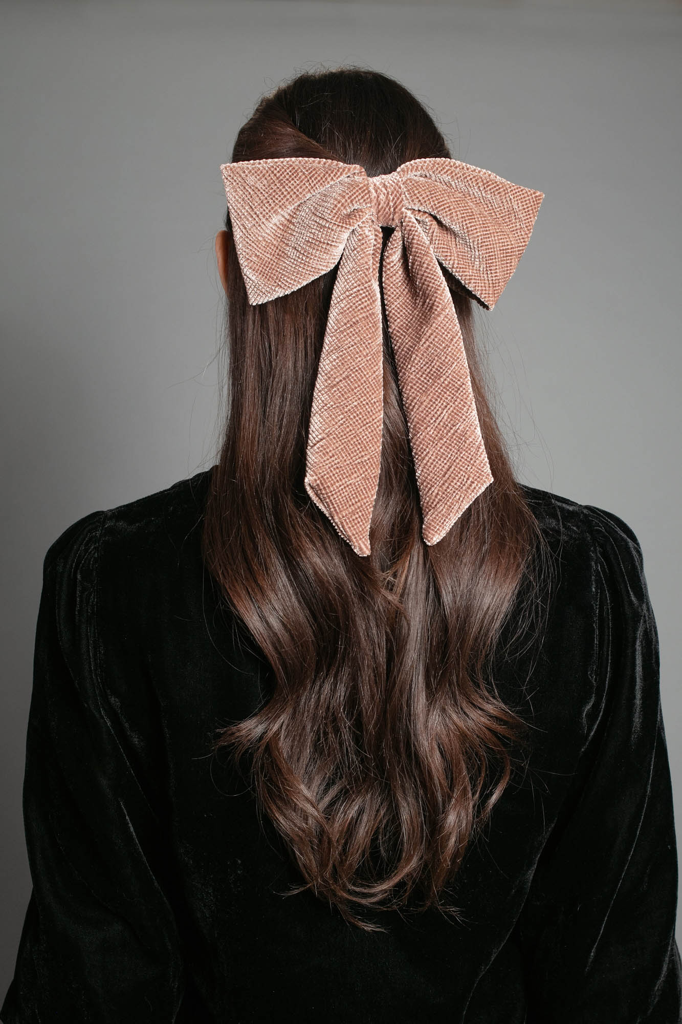 CRINKLE VELVET BOW DUSTY PINK