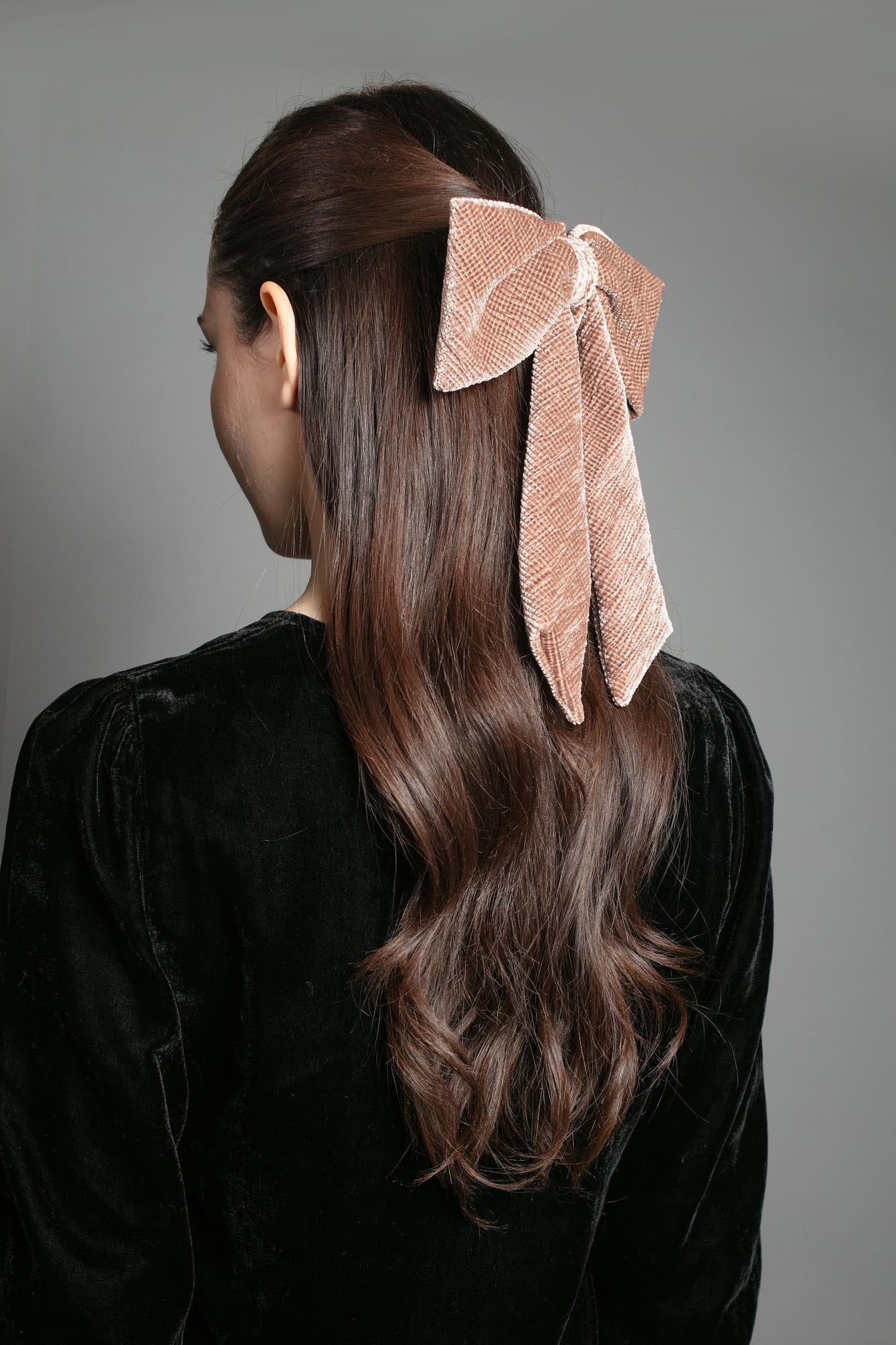 CRINKLE VELVET BOW DUSTY PINK