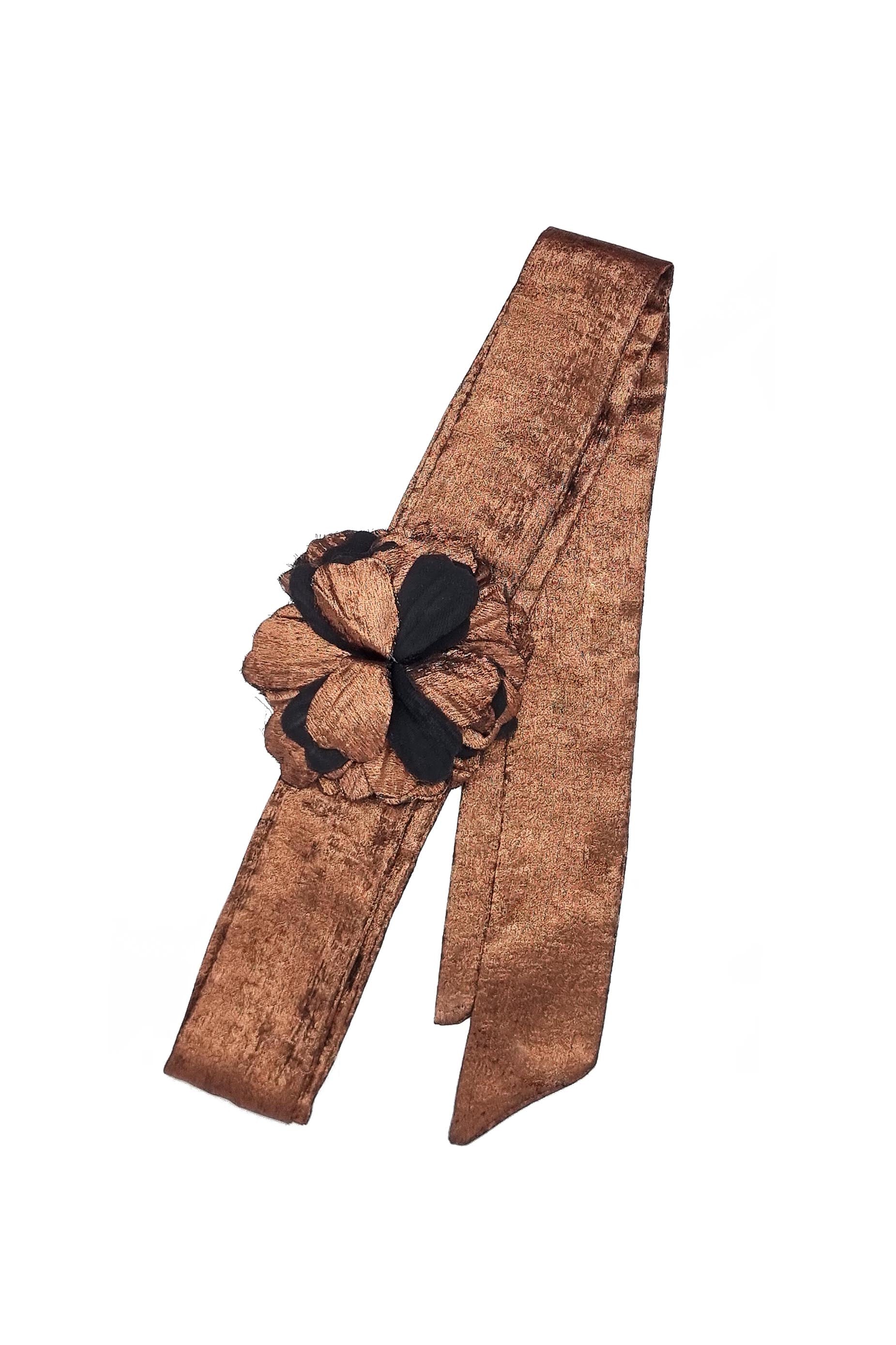 VERA CORSAGE SCARF IN BRONZE